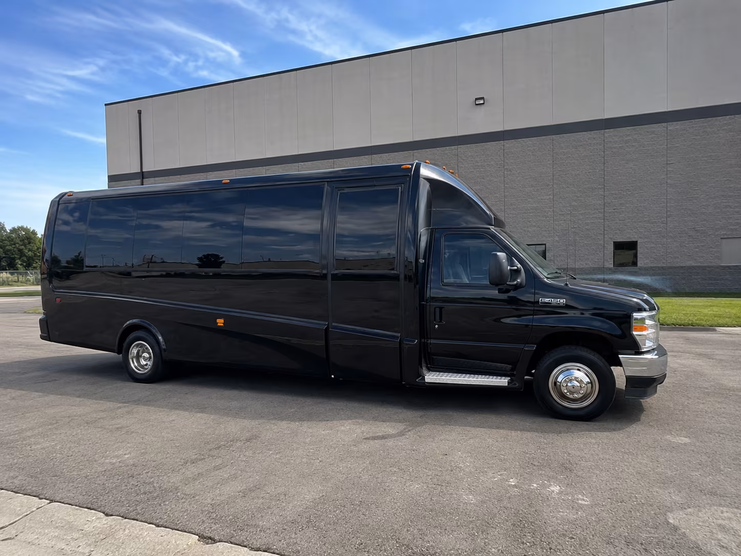 find the perfect transportation for your next wedding 2